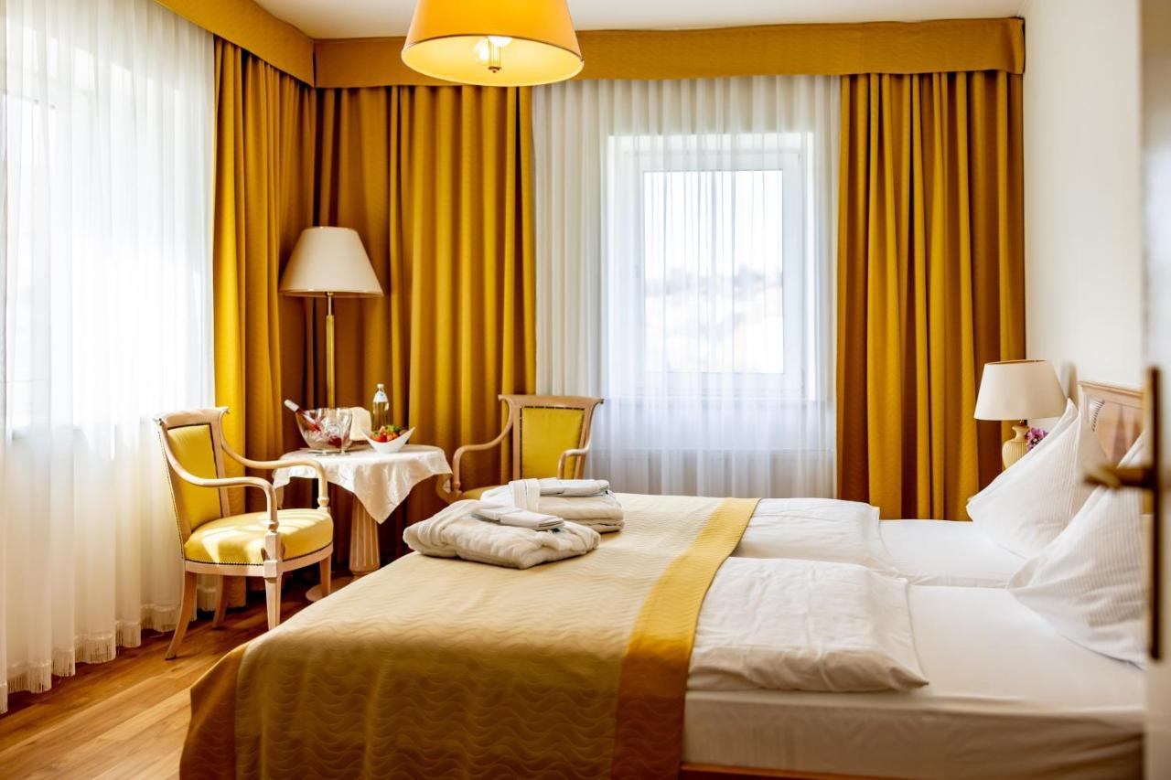 Hotel-Restaurant Minichmayr Щайр Екстериор снимка