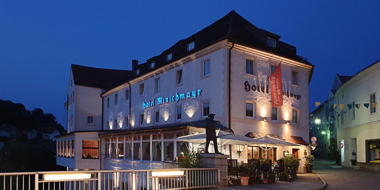 Hotel-Restaurant Minichmayr Щайр Екстериор снимка