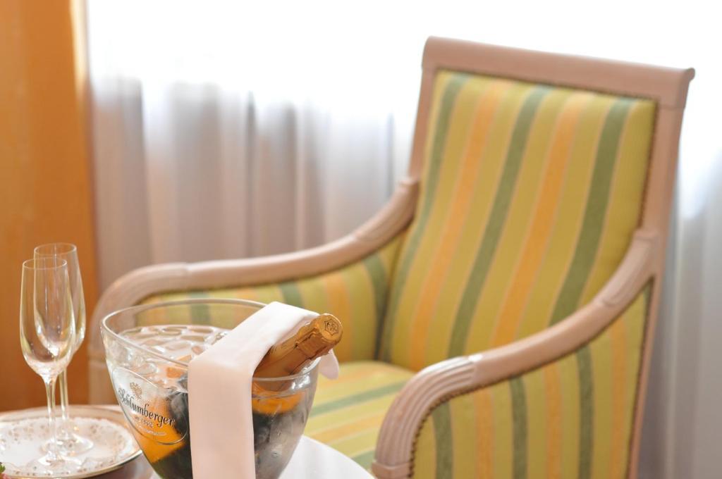 Hotel-Restaurant Minichmayr Щайр Стая снимка