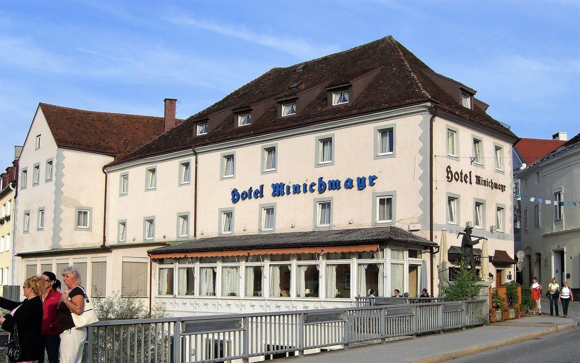 Hotel-Restaurant Minichmayr Щайр Екстериор снимка