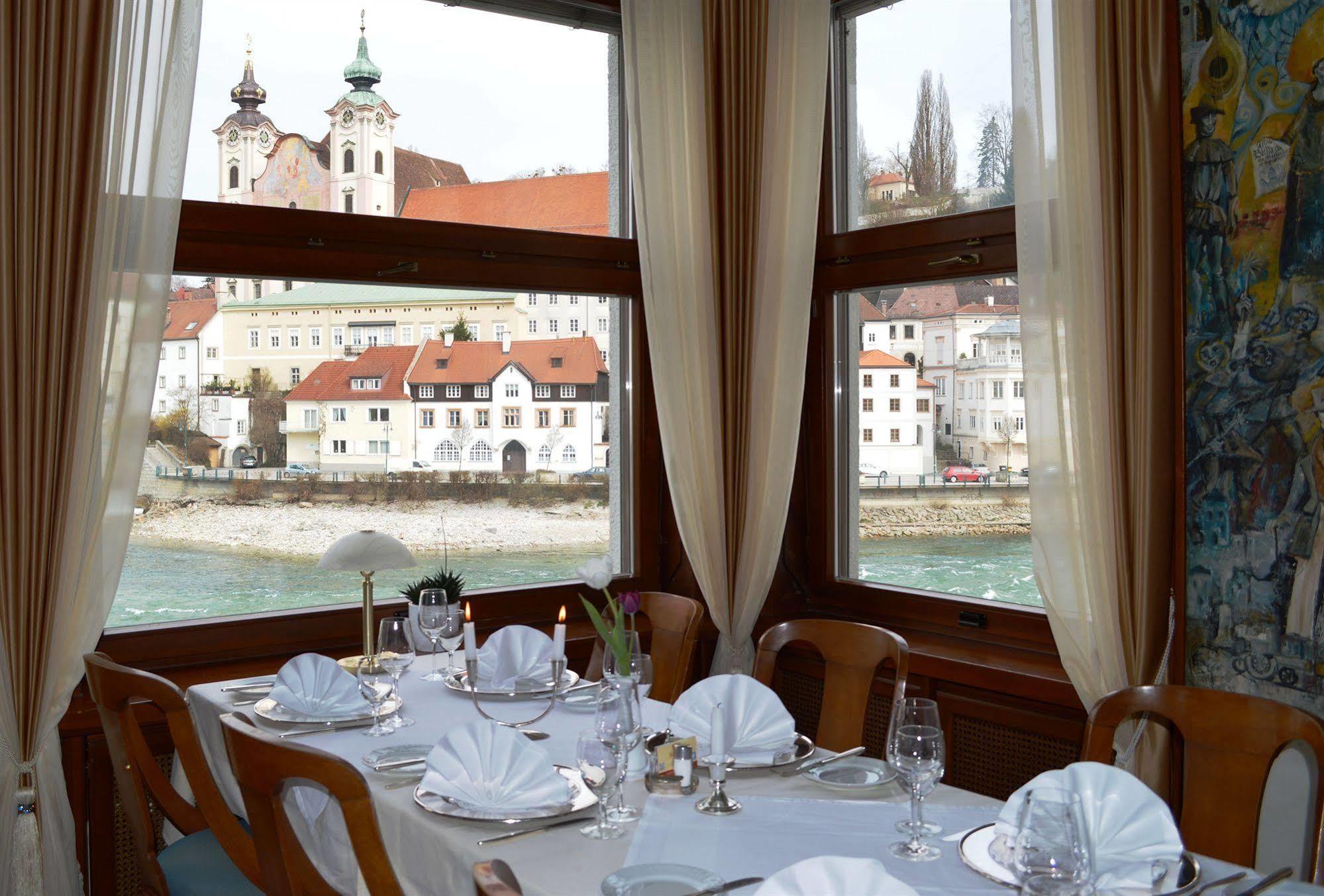 Hotel-Restaurant Minichmayr Щайр Екстериор снимка