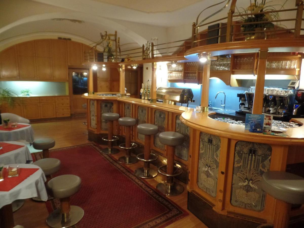 Hotel-Restaurant Minichmayr Щайр Екстериор снимка